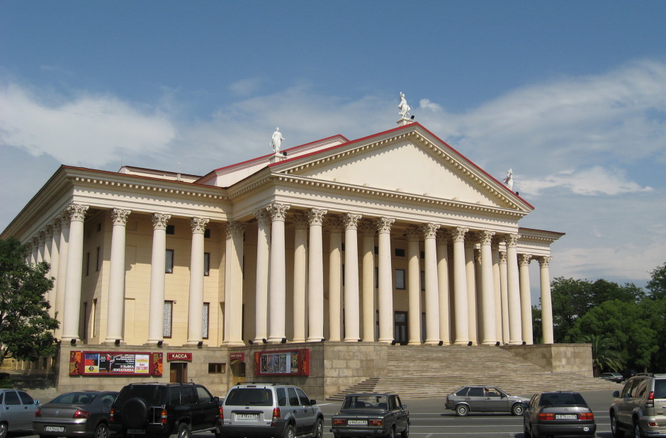 Зимний театр Сочи фото